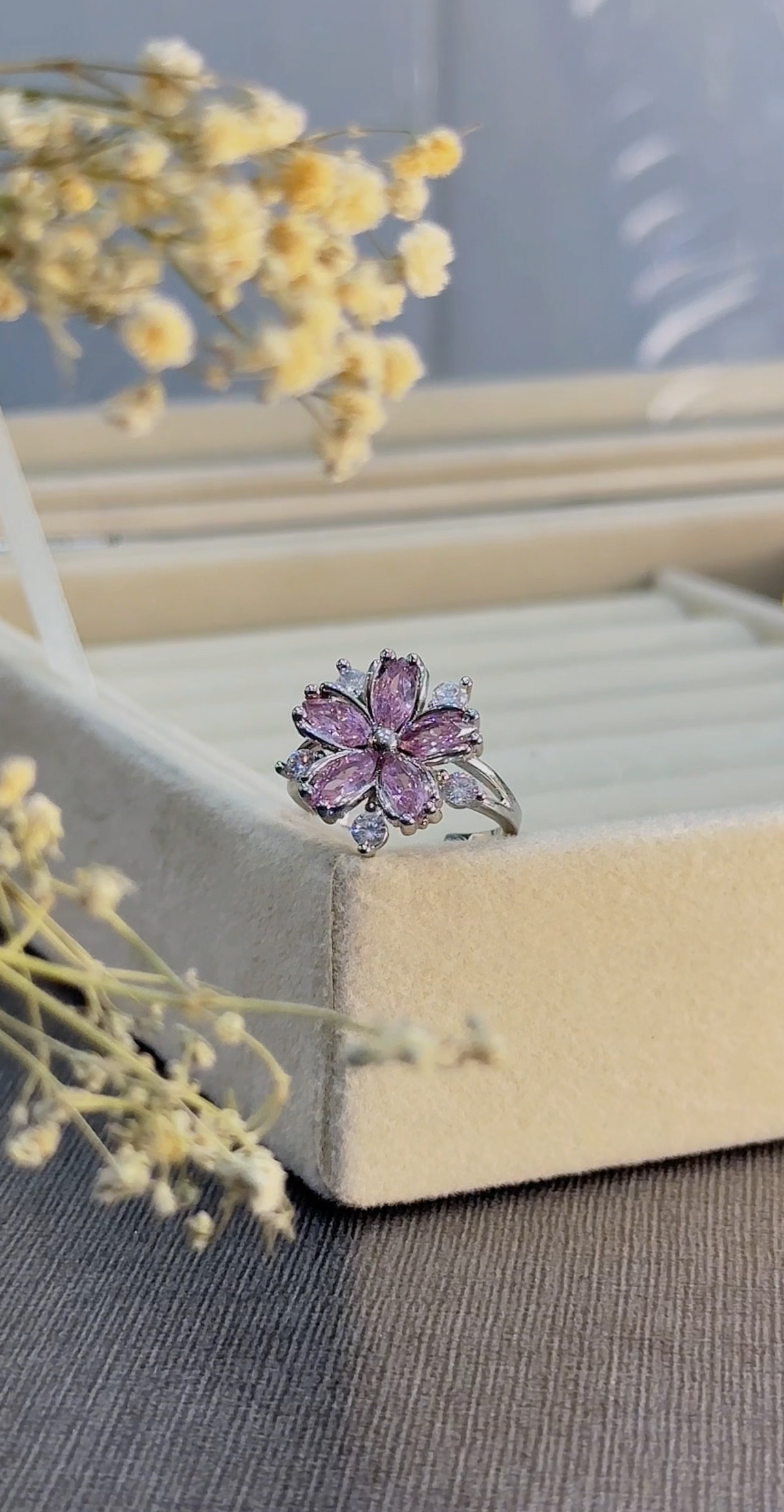 Rosa Adjustable Ring