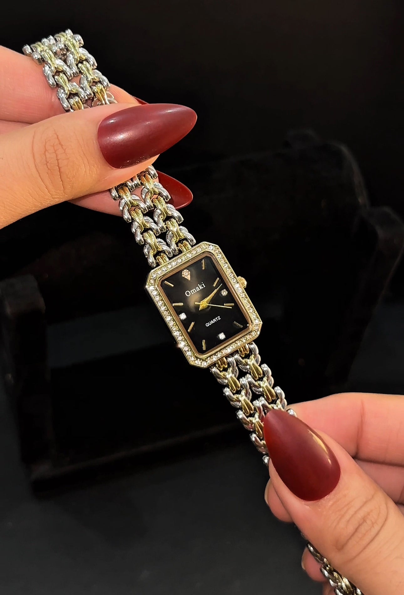 Samentha Watch