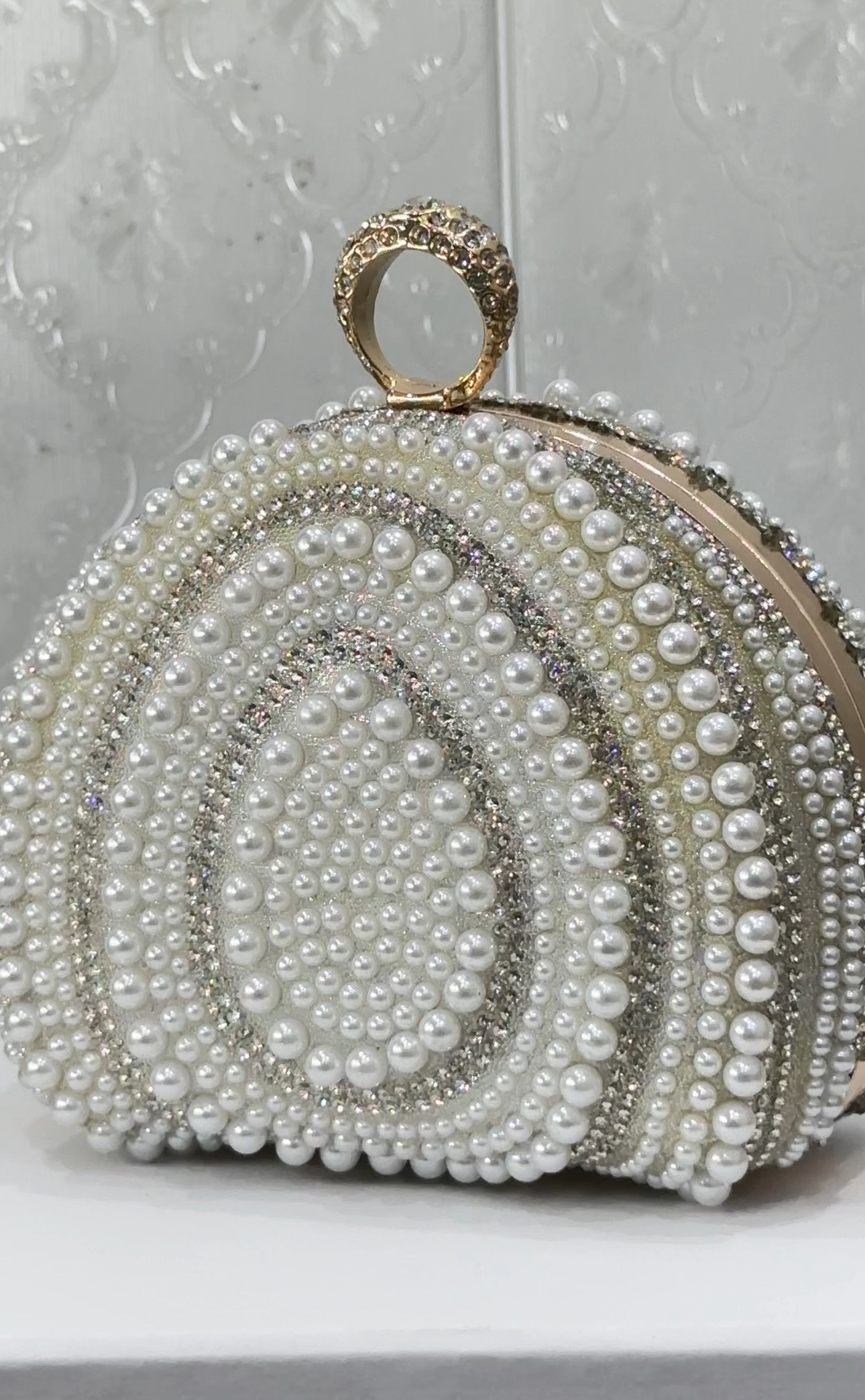 Arina Clutch