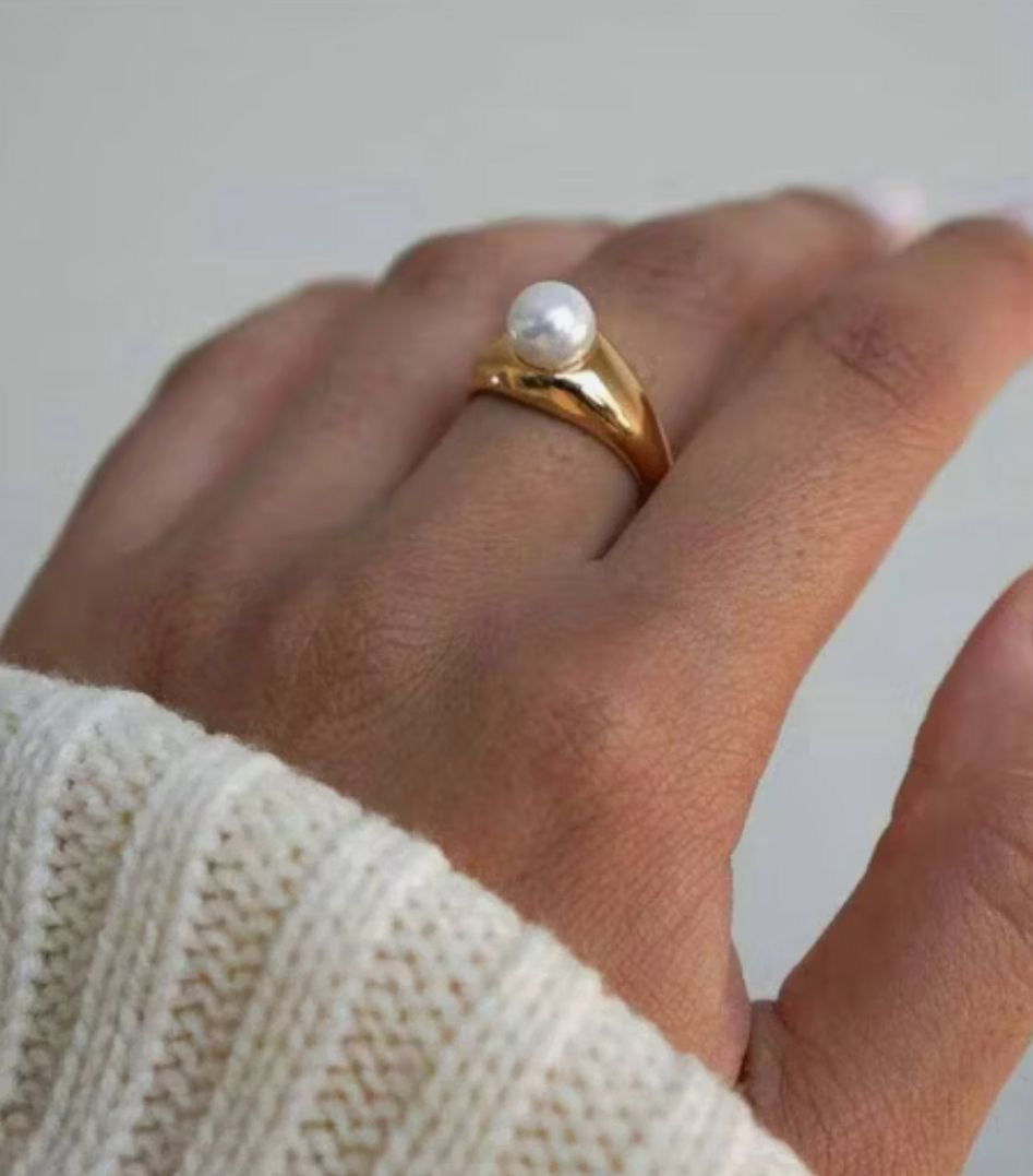 Opera Ring