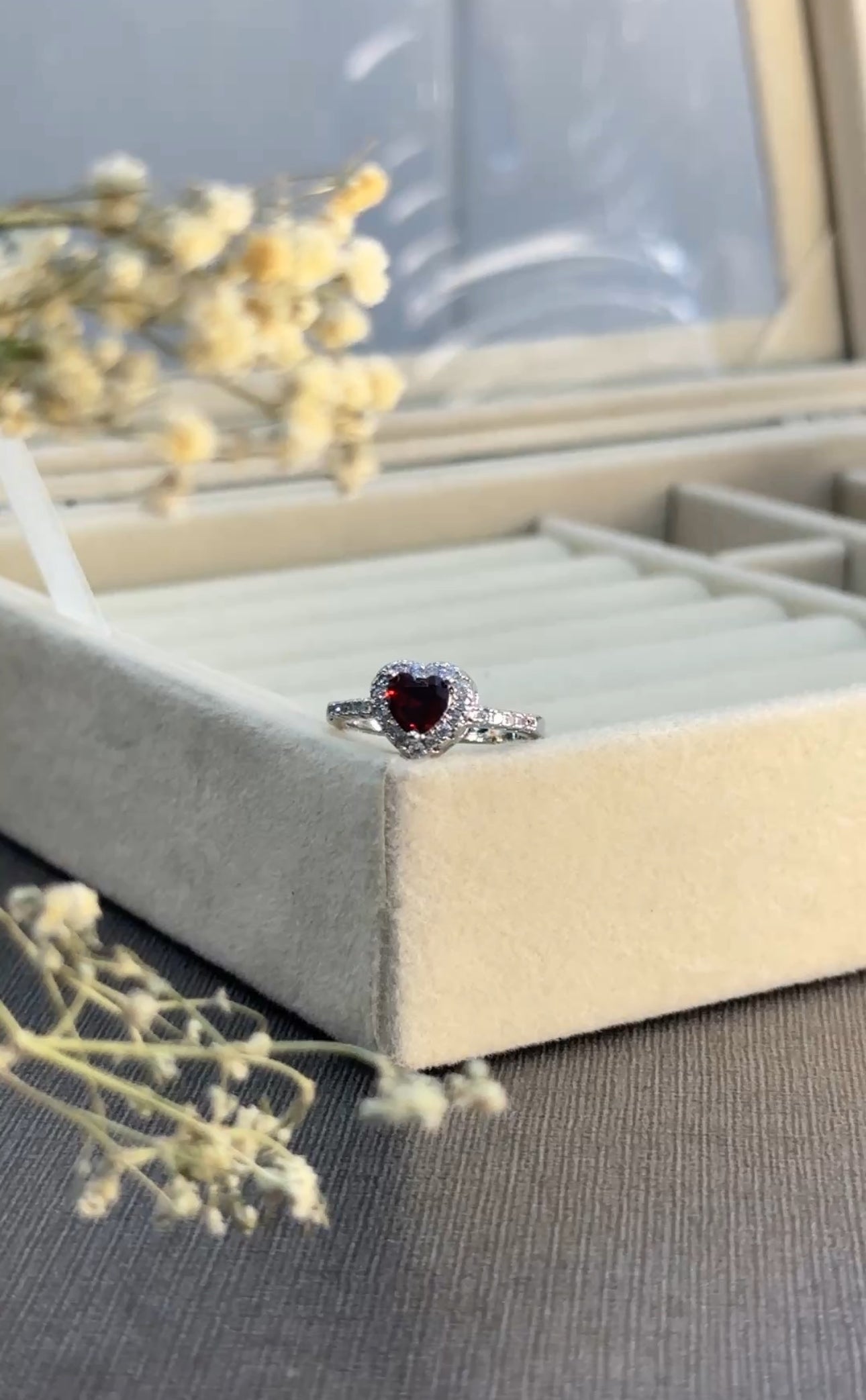 Aura Heart Ring