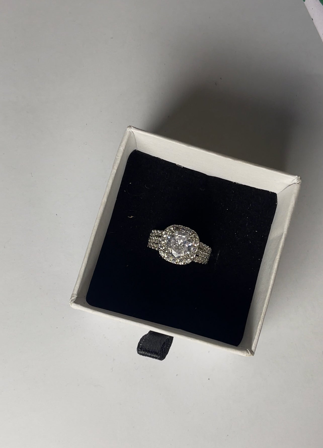 Areesha Ring
