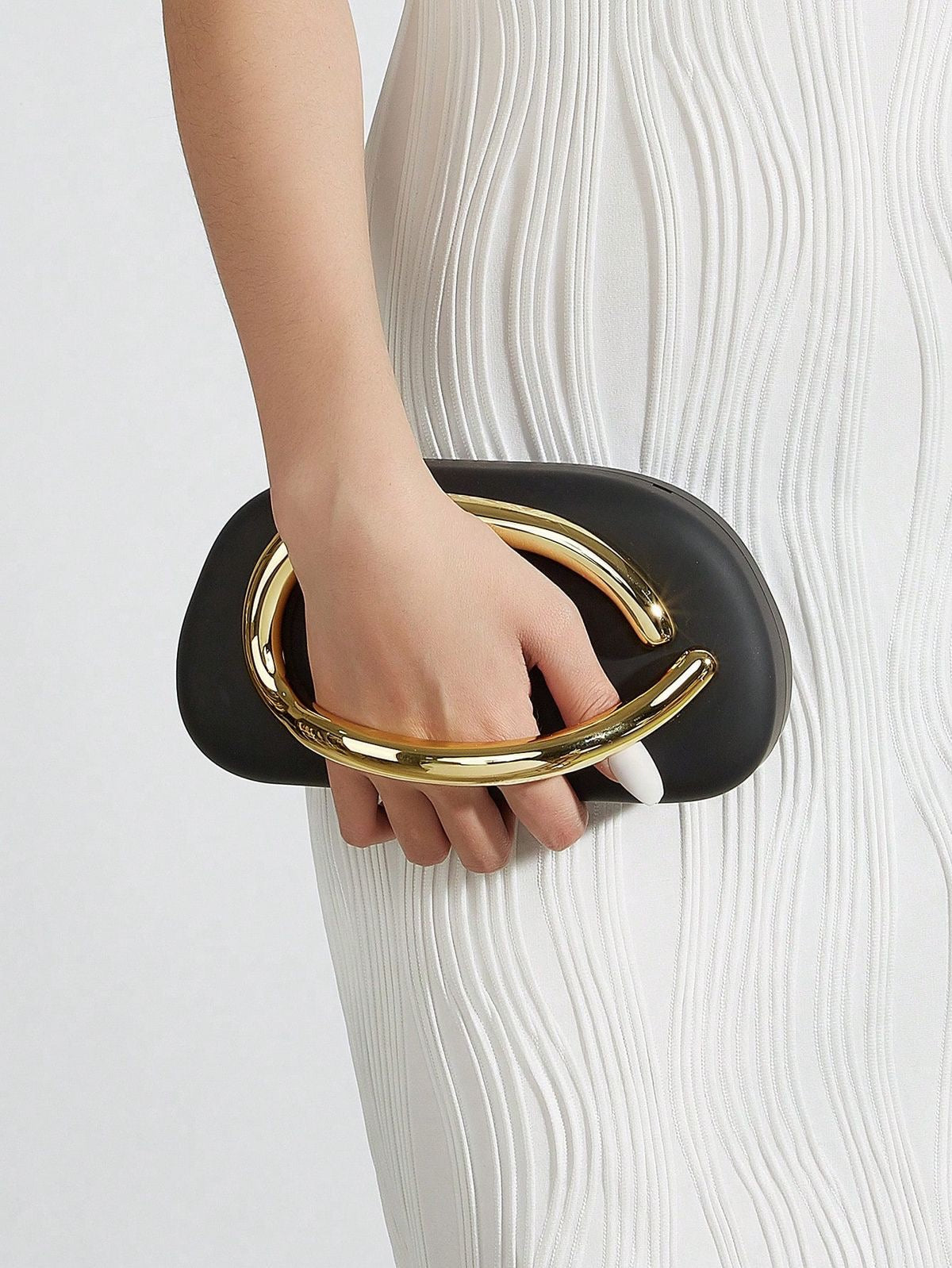 Verdora Clutch