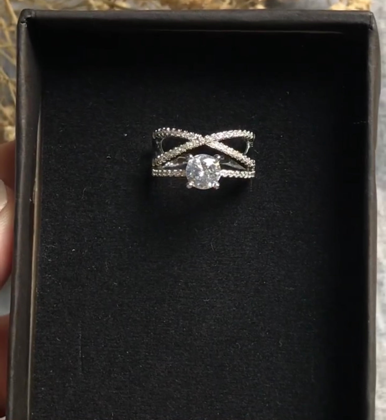 Adjustable Tiffany ring