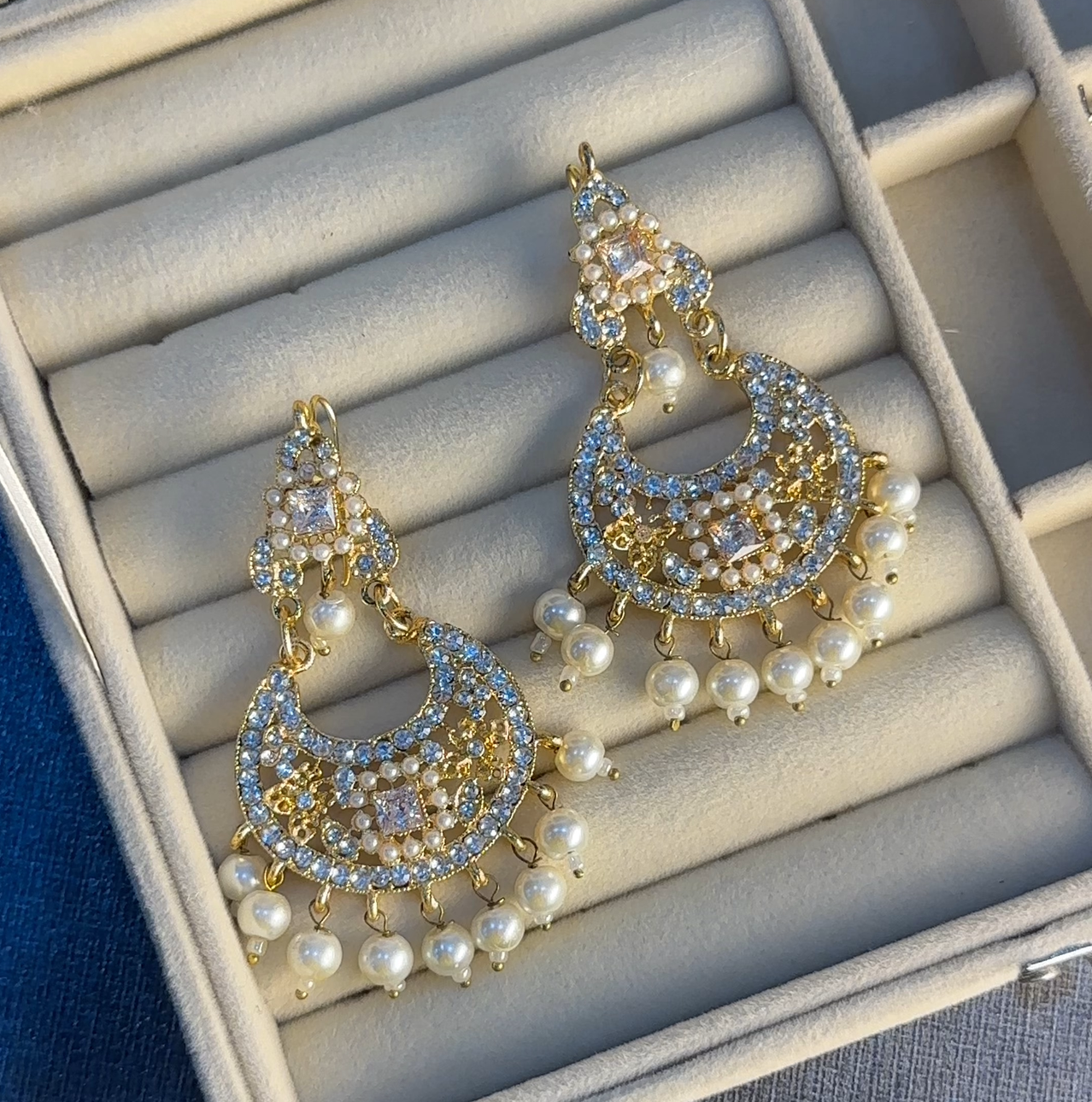 Suha Earrings