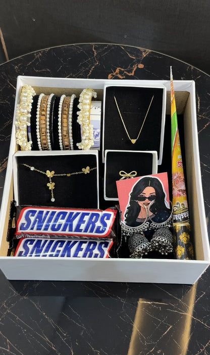 Black Sarine Gift box