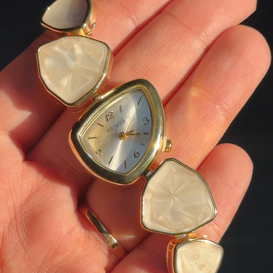 Pearl Luxe Watch