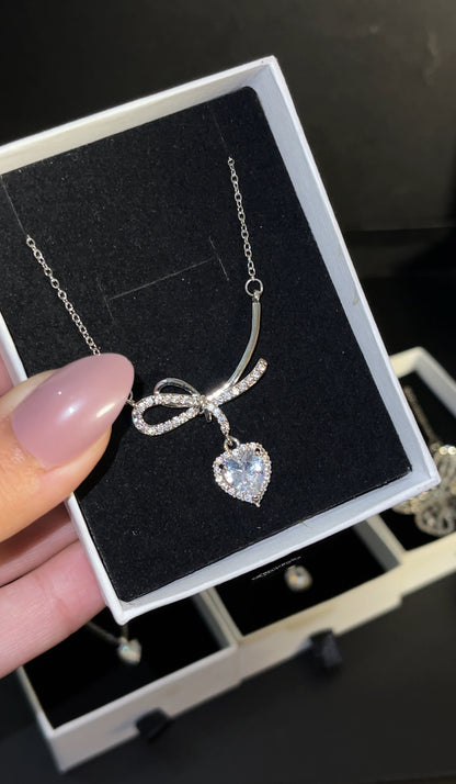Sahine Pendant