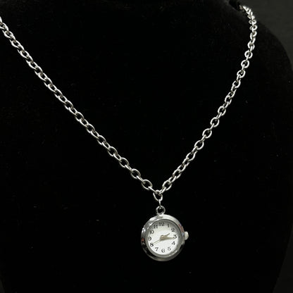 Verscor Time Pendant