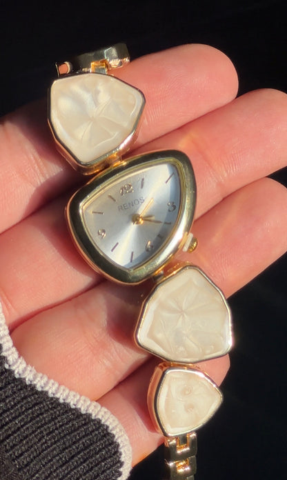 Pearl Luxe Watch