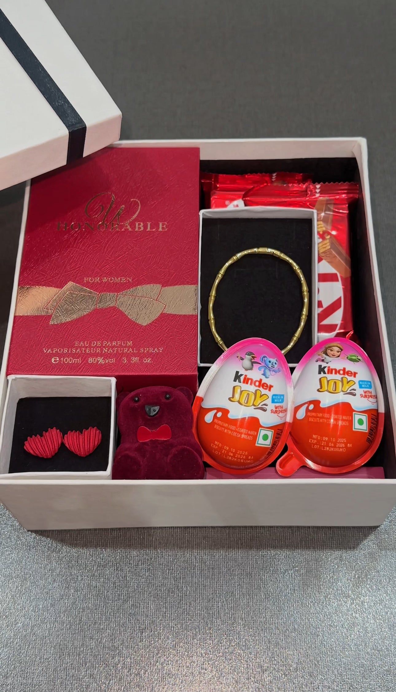Lucy Gift Box