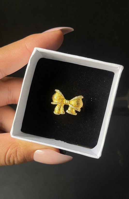 Golden Grace Bow Ring