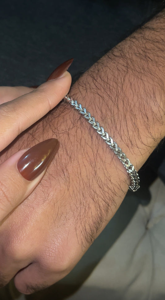 Crosslane Bracelet