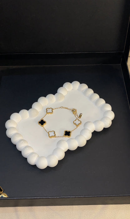 Double sided clover bracelet