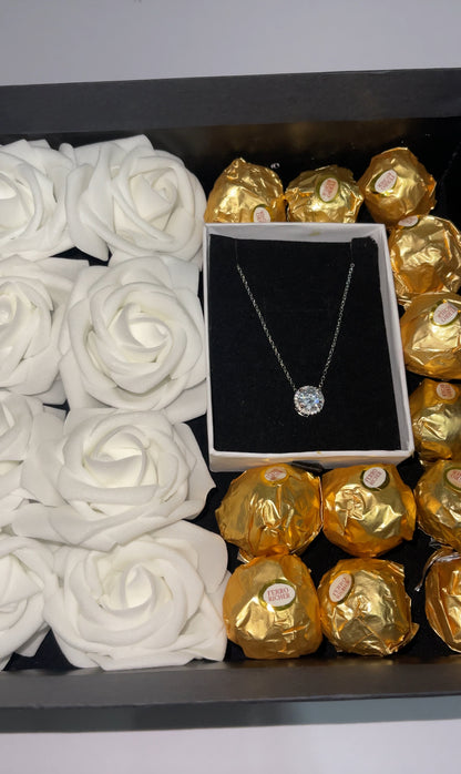 Nazil New Year Gift Box