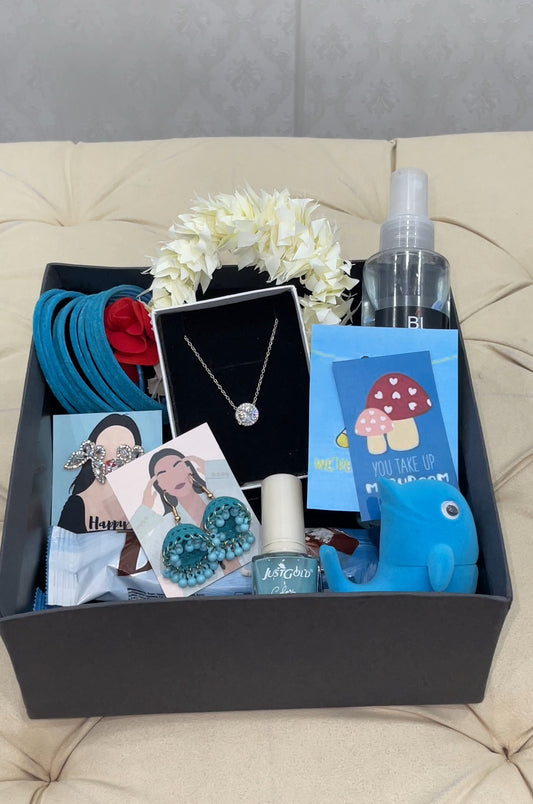 Hala Eid Box