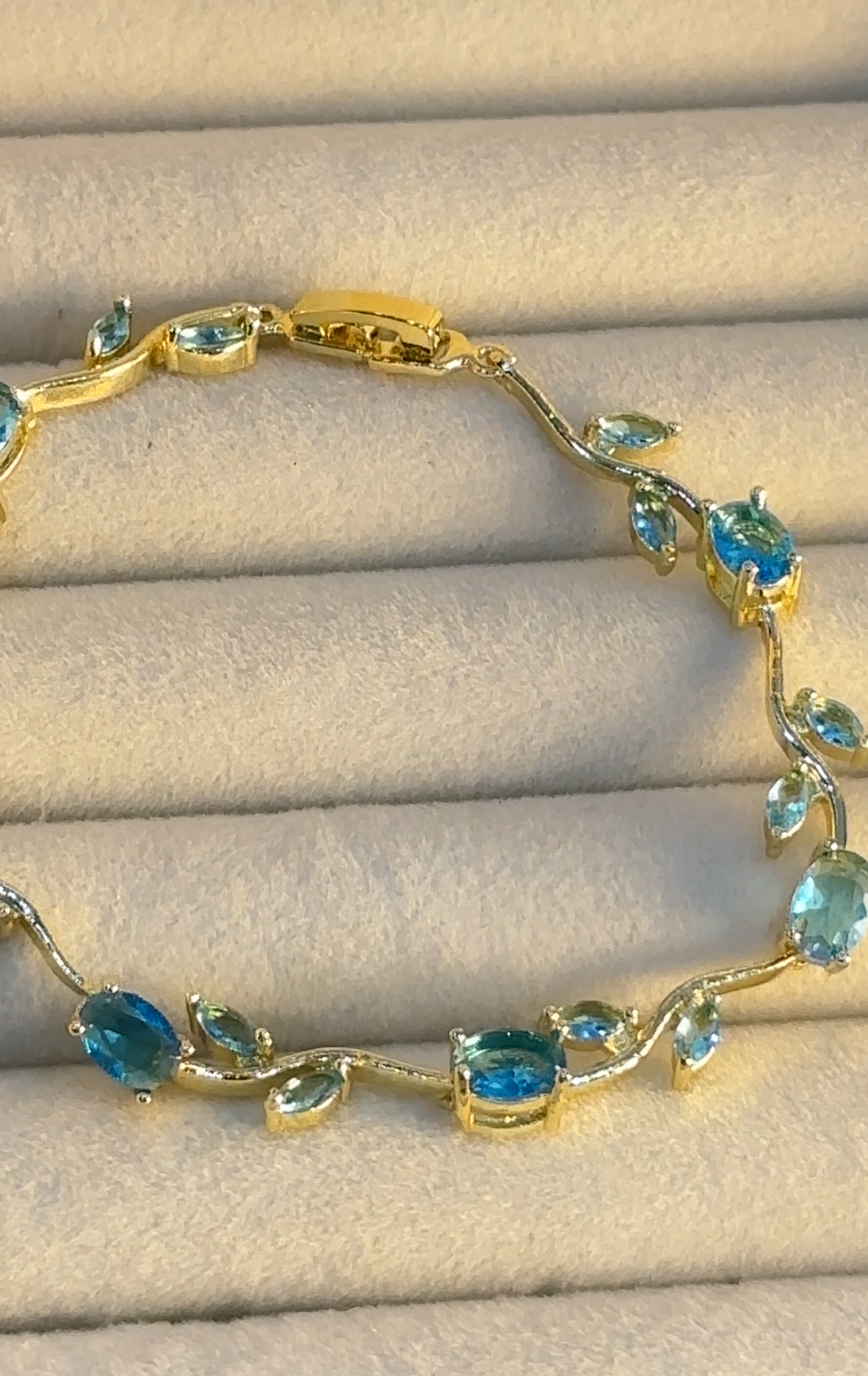 Elsa Tulip Bracelet