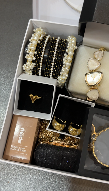 Alice Birthday Gift box
