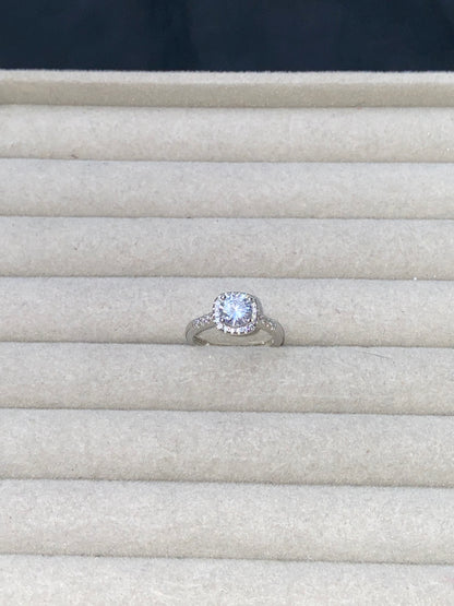Eveline Adjustable Ring