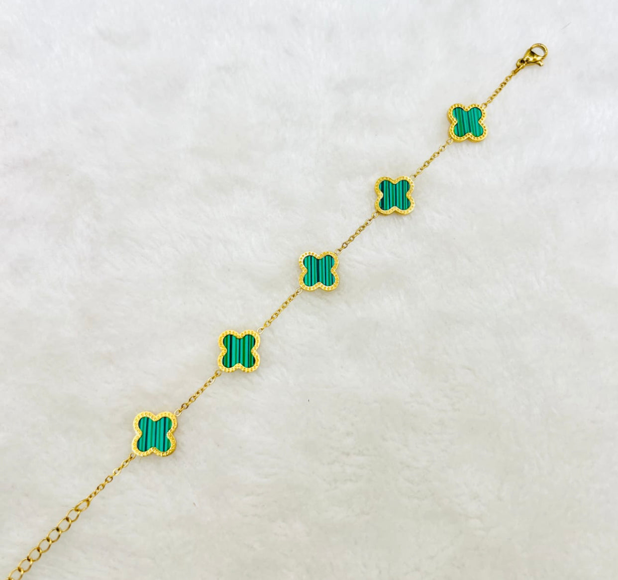 Clover bracelet